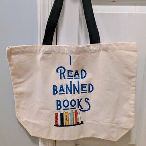 “I Read Banned Books” Canvas Tote Bag – Handmade DTF Design